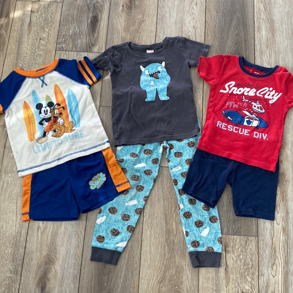 Pajama sets bundle size 5T